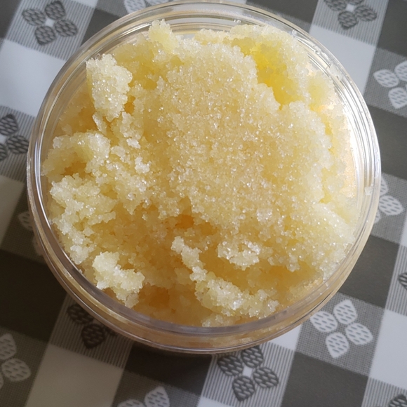 Lemon sugar scrub/body scrub - Picture 4 of 5